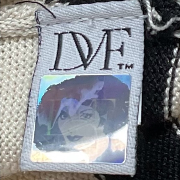 Diane Von Furstenberg DVF Black/Cream Stripe Silk Blend Knit Vest Cardigan. L. - Picture 8 of 11